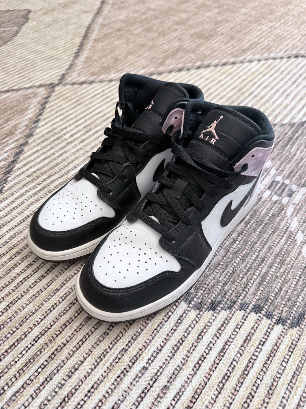 Nike Air Jordan 1 Mid - Black, White & Light Pink - Picture 2 of 6